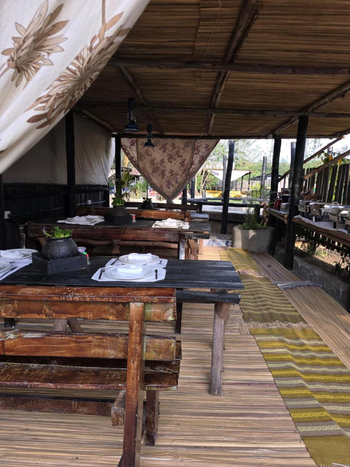Lillypond Camp Hotell Elmenteita Exteriör bild
