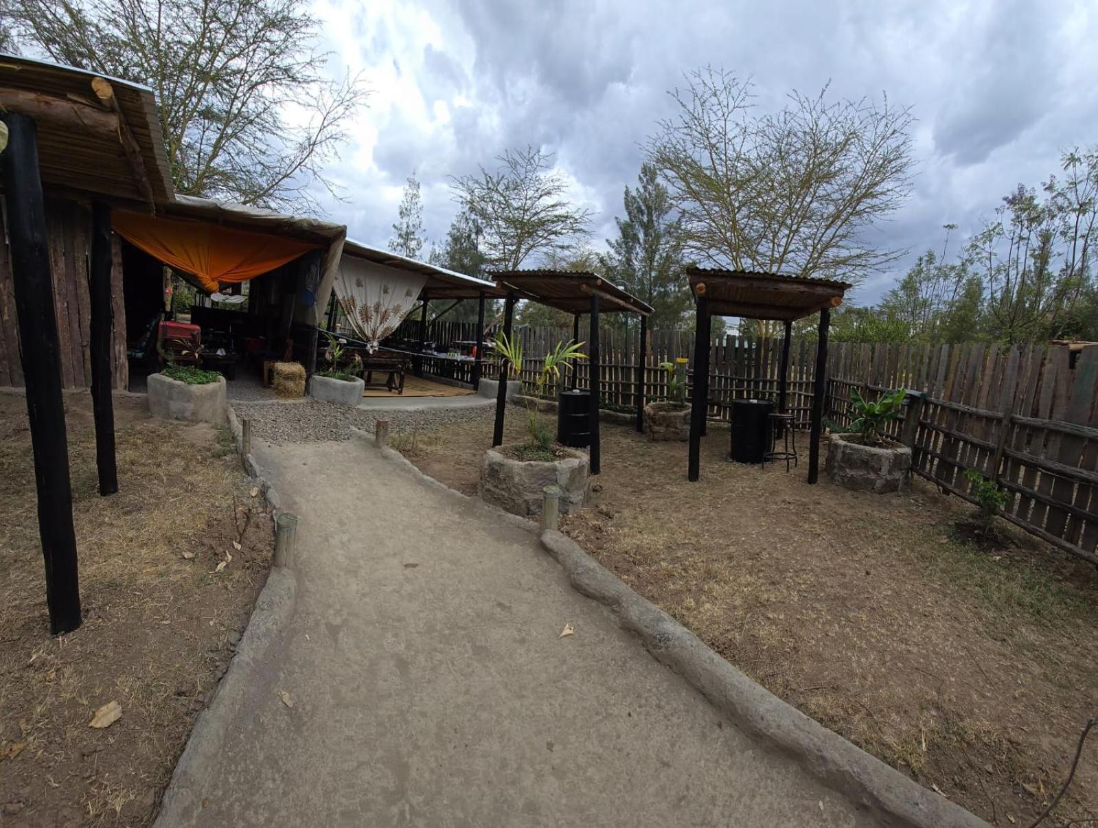 Lillypond Camp Hotell Elmenteita Exteriör bild